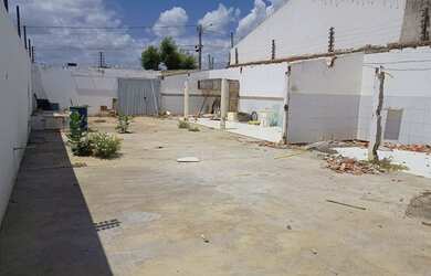 Imagem 1: Terreno à venda no Bairro Cosme e Damião , Petrolina-PE