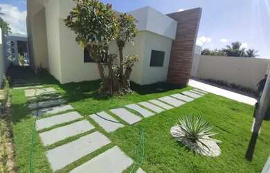 Imagem 3: CASA NA ARUANA. 300m² de Área, 2 Vagas na garageme5 Dormitórios