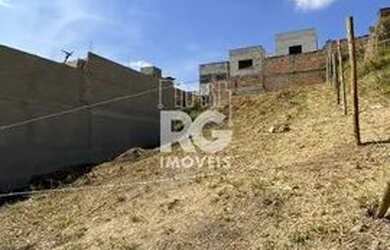 Imagem: O terreno possui 340m² de Área e está localizado em Tropical