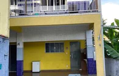 Imagem: A casa possui 2 Dormitórios, 1 Banheiro e 1 Vaga na garagem