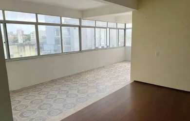 Imagem: O apartamento possui 4 Dormitórios, 5 Banheiros, 2 Vagas na