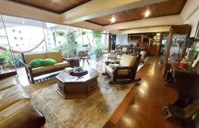 Imagem: O apartamento possui 4 Dormitórios, 2 Banheiros, 2 Vagas na