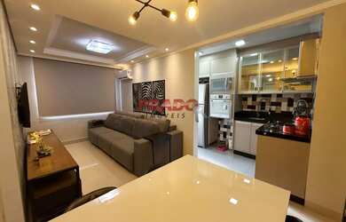 Imagem: O apartamento possui 2 Dormitórios, 2 Banheiros, 1 Vaga na