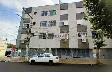 Imagem: O apartamento possui 1 Dormitório, 1 Banheiro, 42m² de Área