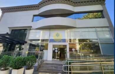 Imagem: O depósito possui 550m² de Área e está localizado em Água