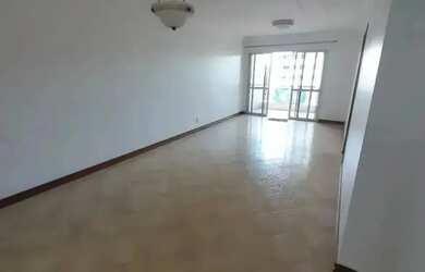 Imagem 2: LD Alugo Apartamento na Batista Campos com 3 quartos, 1 vaga no Ed. Solar...