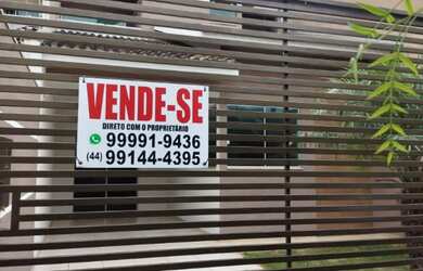 Imagem: A casa possui 3 Dormitórios, 3 Banheiros, 2 Vagas na garagem