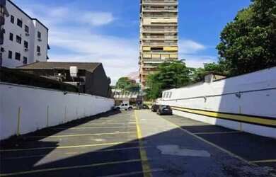 Imagem: O terreno possui 500m² de Área e está localizado em Freguesia