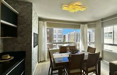 Imagem: O apartamento possui 3 Dormitórios, 2 Banheiros, 2 Vagas na