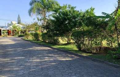 Imagem 10: Maravilhoso terreno de esquina à venda em condomínio na Cachoeira do Bom Jesus - localizaç