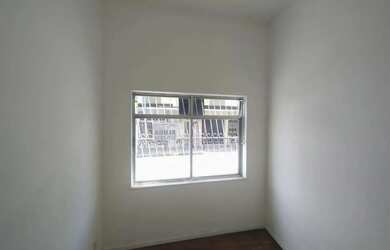 Imagem 8: Locação - Excelente Casa Comercial na Rua Paula Lima esquina com Dr....