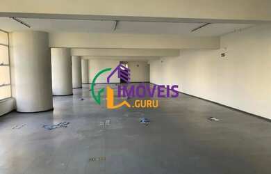 Imagem: O depósito possui 800m² de Área e está localizado em República