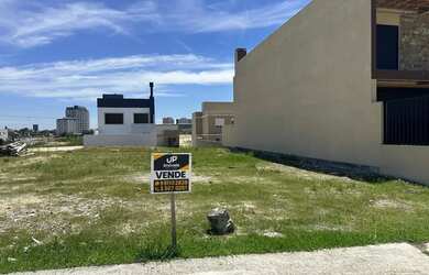 Imagem: O terreno possui 10m² de Área e está localizado em Três