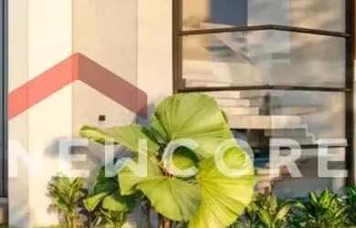 Imagem: A casa em condomínio possui 4 Dormitórios, 5 Banheiros, 2