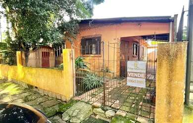 Imagem 2: Casa na Rua Marista, Partenon, com 11,00 de frente por 23,00 de frente...