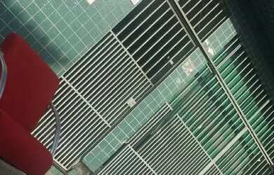 Imagem: A casa possui 3 Dormitórios, 2 Banheiros e 1 Vaga na garagem