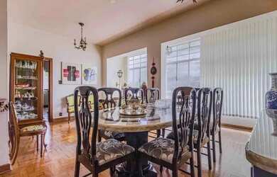 Imagem: O depósito possui 5 Vagas na garagem, 1.500m² de Área e