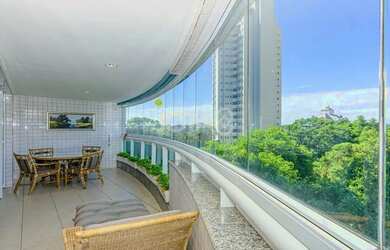 Imagem: O apartamento possui 4 Dormitórios, 5 Banheiros, 2 Vagas na