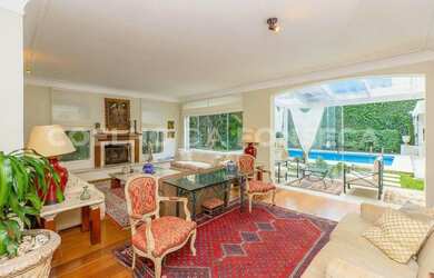 Imagem: O depósito possui 3 Vagas na garagem, 418m² de Área e está