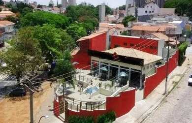 Imagem: O depósito à venda possui 5 Vagas na garagem e 290m² de Área