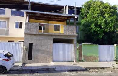 Imagem: A casa possui 2 Dormitórios, 2 Banheiros, 1 Vaga na garagem