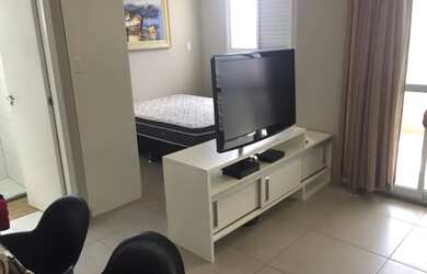 Imagem: O apartamento possui 1 Dormitório, 1 Banheiro, 1 Vaga na garagem