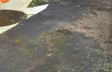 Imagem: A casa possui 3 Dormitórios, 2 Banheiros, 1 Vaga na garagem