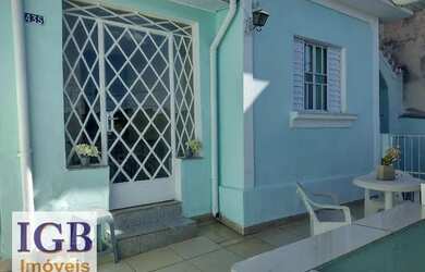 Imagem: A casa possui 5 Dormitórios, 4 Banheiros, 2 Vagas na garagem