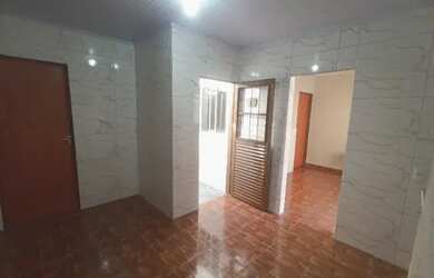 Imagem 1: ja188 Casa no Lobato. 75m² de Área, 1 Banheiroe2 Dormitórios