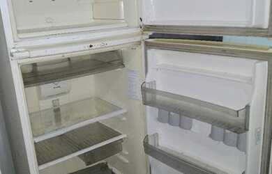 Imagem 1: 2 geladeira por 200 reais