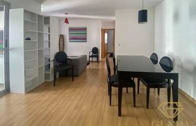 Imagem: O apartamento possui 2 Dormitórios, 2 Banheiros, 2 Vagas na