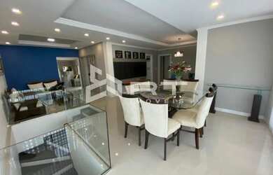 Imagem: A casa possui 3 Dormitórios, 3 Banheiros, 3 Vagas na garagem