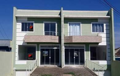 Imagem: A casa possui 1 Dormitório, 1 Banheiro, 4 Vagas na garagem