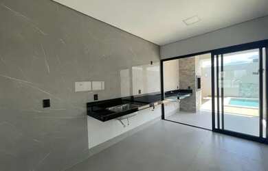 Imagem 2: Casa de condomínio térrea para venda possui 160 metros quadrados com 3 quartos