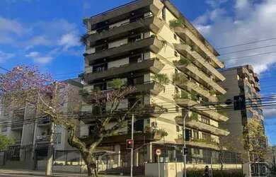 Imagem: O apartamento na cobertura possui 4 Dormitórios, 5 Banheiros