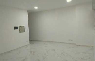 Imagem 7: Sala Bigorrilho 47m2+garag+porcelanato+banheiro+port24h+3elev+salareuinao