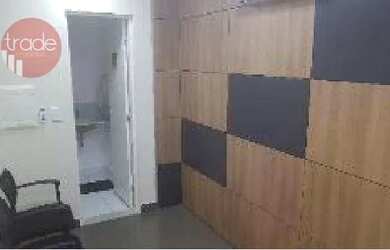 Imagem: O depósito possui 2 Vagas na garagem, 72m² de Área e está