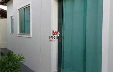 Imagem: A casa possui 2 Dormitórios, 2 Banheiros, 3 Vagas na garagem