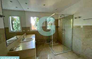 Imagem 14: Belíssima casa em condomínio de Alto padrão para locação no Alto...