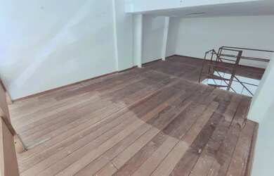 Imagem 6: Loja Praia Campista c/ 76m² de frente para o mar, mezanino, banheiro