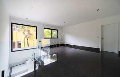 Imagem 10: Alphaville 05. Piscina, Churrasqueira, Área de serviçoe435m² de Área