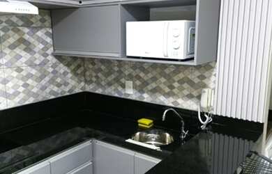 Imagem: O apartamento possui 1 Dormitório, 1 Banheiro, 1 Vaga na garagem