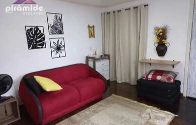 Imagem: A kitnet possui 1 Dormitório, 1 Banheiro, 1 Vaga na garagem