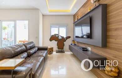 Imagem: O apartamento possui 3 Dormitórios, 3 Banheiros, 2 Vagas na