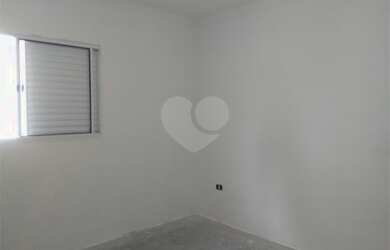 Imagem 14: Sobrado para venda tem 195 metros quadrados com 3 quartos em Jardim Guapira...