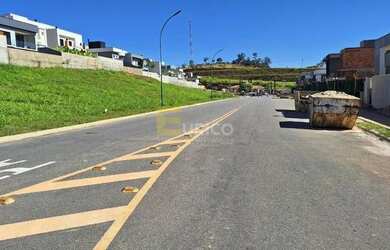 Imagem: O terreno possui 300m² de Área e está localizado em Roncáglia
