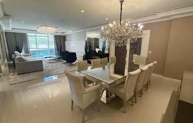 Imagem 2: Frente Mar no Atlantic Paradise Meia Praia, 4 Suítes 03 Vagas, Mobiliado,...