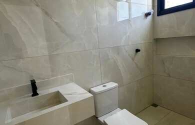 Imagem 2: Casa no Padang. Piscina, Churrasqueira, Ar-condicionadoe200m² de Área