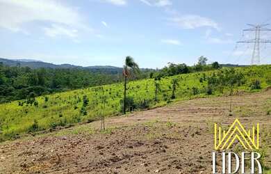 Imagem: O terreno possui 600m² de Área e está localizado em Centro