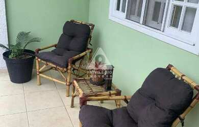 Imagem 2: CASA TRIPLEX COM 3 QUARTOS 2 BANHEIROS 1 LAVABO GAARAGEM E VARANDA NO RECREIO DOS BANDEIRA